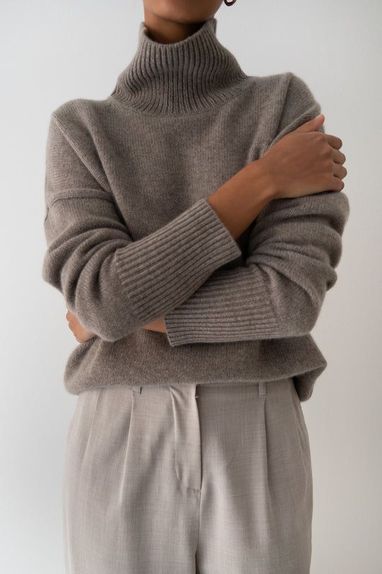 Elowen Pullover Sweater