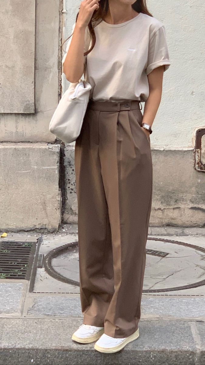 Aveline High Waist Straight Leg Trousers in Chestnut