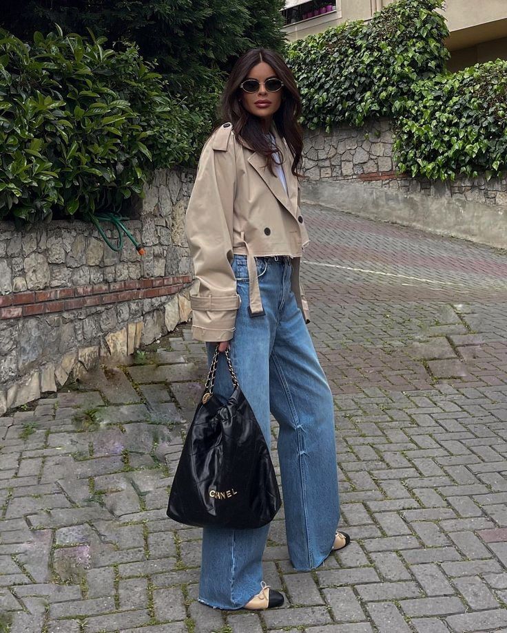 Lucienne Double-Breasted Cropped Trench Jacket
